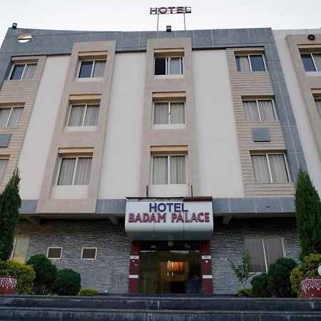 Hotel Badam Palace Udaipur Esterno foto