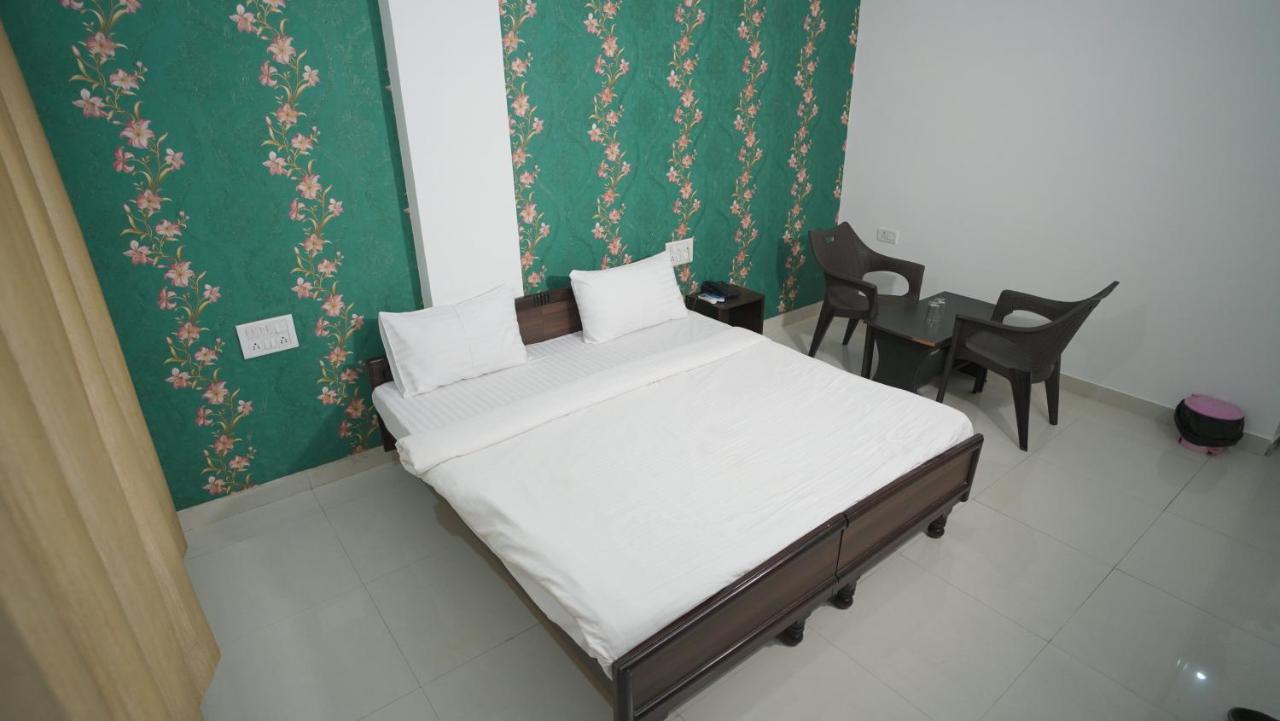 Hotel Badam Palace Udaipur Esterno foto